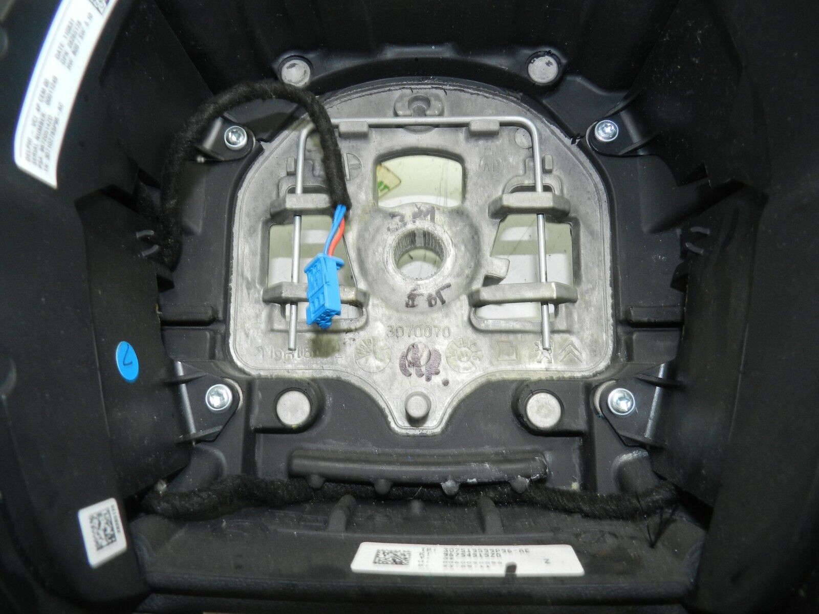 2012 CITROEN C4 VTS MK2 HATCHBACK. STEERING WHEEL WITH BUTTONS - Image 2