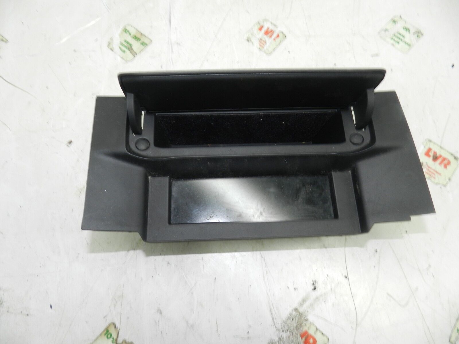 2012 CITROEN C4 VTS MK2 HATCHBACK. CENTRE CONSOLE TRIM  POCKET DISPLAY SCREEN