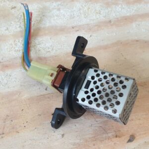 2005 HONDA JAZZ 1.4 PETROL AUTOMATIC. HEATER RESISTER.