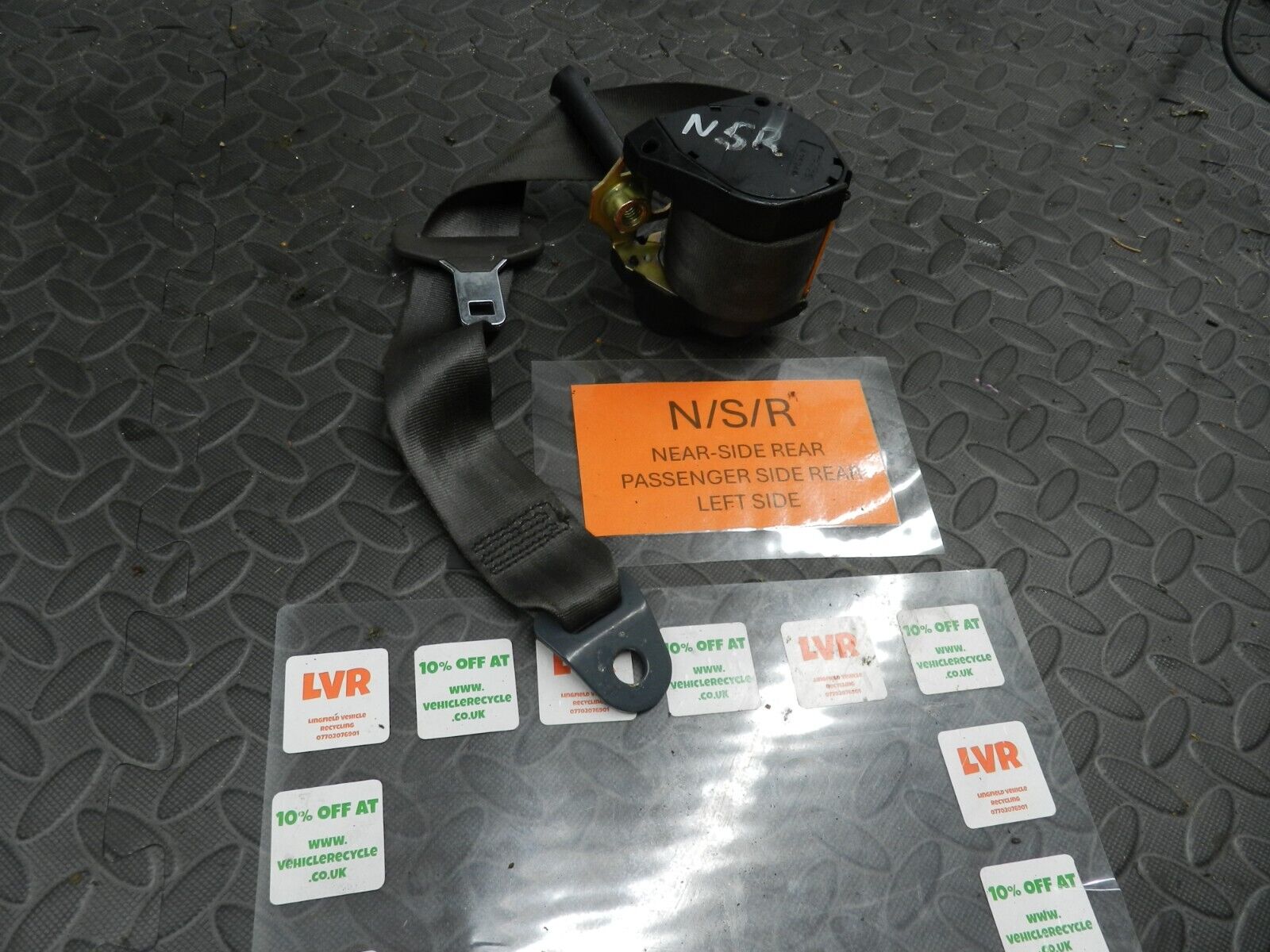 142 NISSAN MICRA K12 CONVERTIBLE C+C. PASSENGER SIDE REAR SEAT BELT