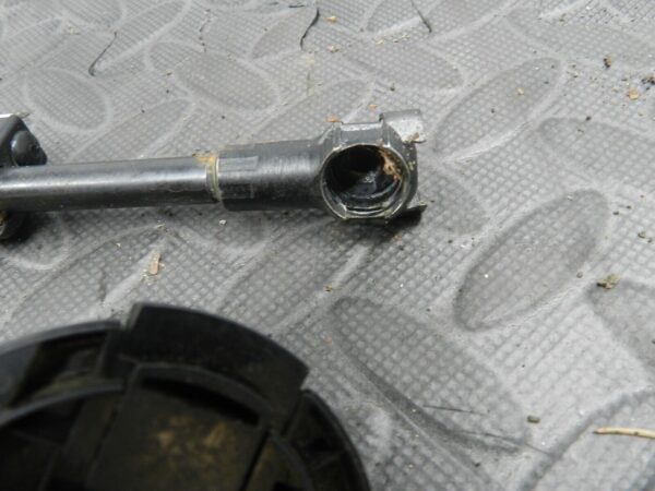 142 NISSAN MICRA K12 CONVERTIBLE C+C. PASSENGER CONVERTIBLE ROOF HYDRAULIC RAM - Image 2