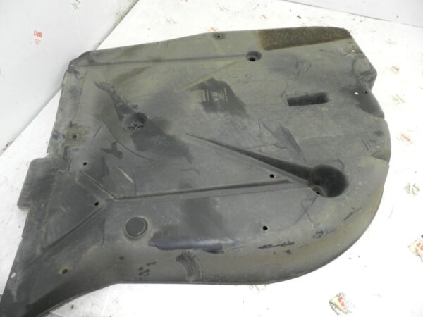 2012 CITROEN C4 VTS MK2 HATCHBACK. SPARE WHEEL WELL PLASTIC TRIM - Image 3
