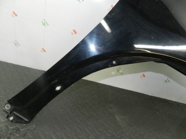 2008 HONDA CIVIC MK8. 2.2 DIESEL. DRIVER SIDE WING IN BLACK - Image 3