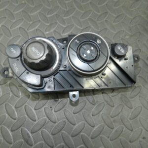 2008 HONDA CIVIC MK8. 2.2 DIESEL. HEATER CONTROLS SANWA2066