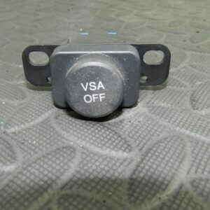 2008 HONDA CIVIC MK8. 2.2 DIESEL. VSA OFF BUTTON