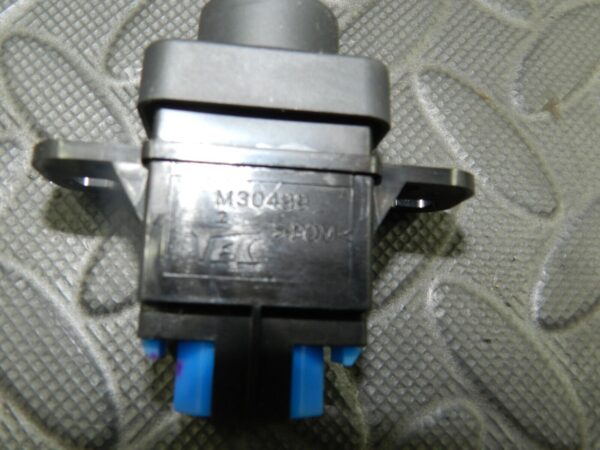 2008 HONDA CIVIC MK8. 2.2 DIESEL. VSA OFF BUTTON - Image 3