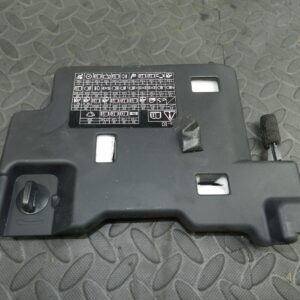 148 2007 HONDA CRV MK3. UNDER DASHBOARD TRIM FUSE BOX 77340SWA