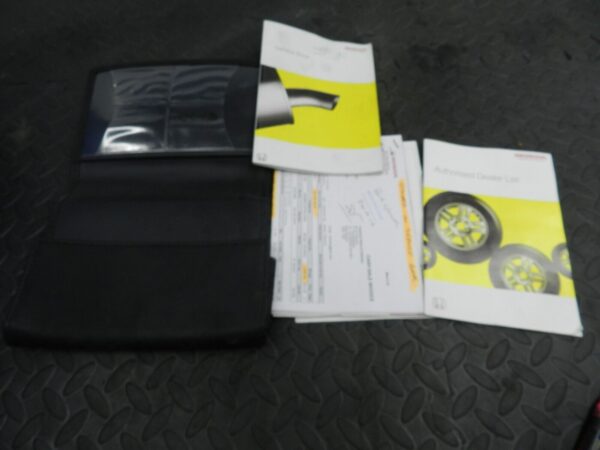 148 2007 HONDA CRV MK3. DRIVER USER MANUAL HAND BOOKS