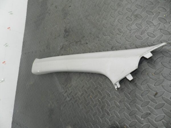 148 2007 HONDA CRV MK3. PASSENGER SIDE A PILLAR TRIM