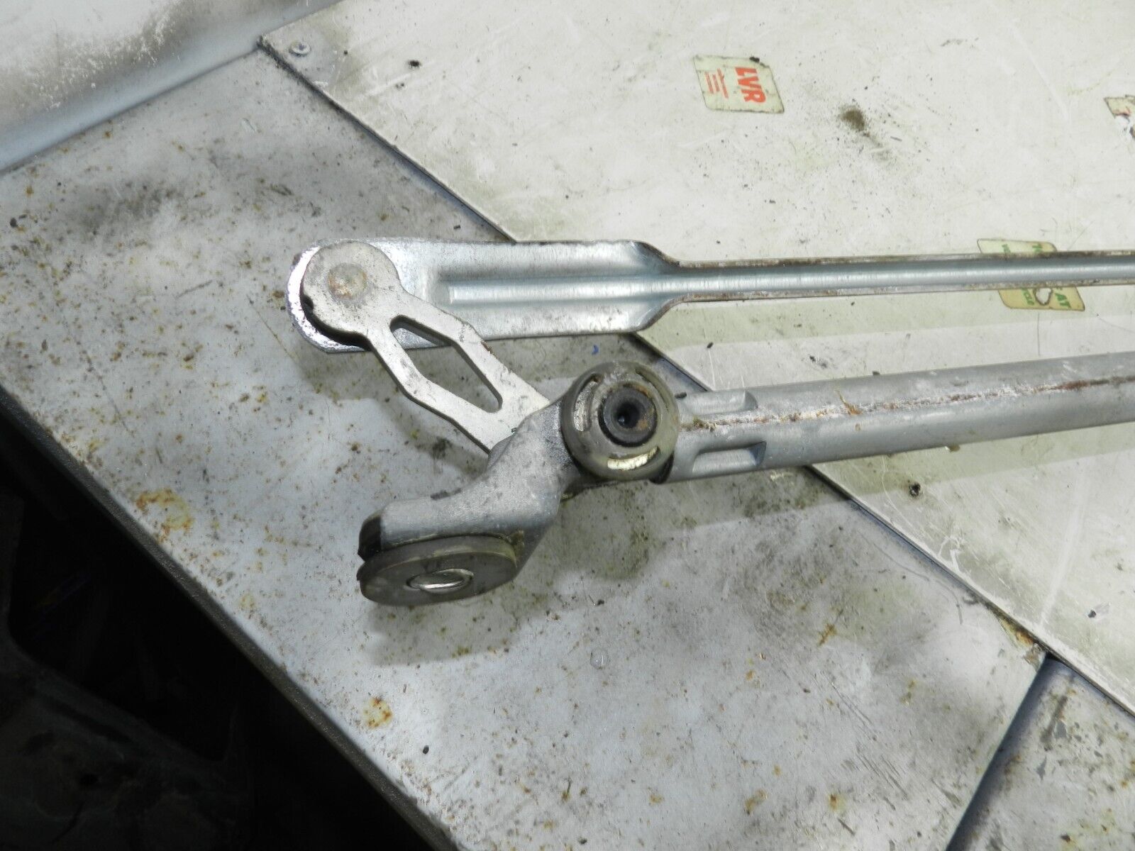 2012 CITROEN C4 VTS MK2 HATCHBACK. FRONT WIPER LINKAGE AND MOTOR - Image 5