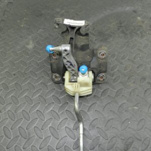 148 2007 HONDA CRV MK3. 6 SPEED GEAR SELECTOR