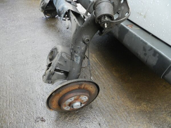 2012 CITROEN C4 VTS MK2 HATCHBACK. REAR SUSPENSION AXLE - Image 4