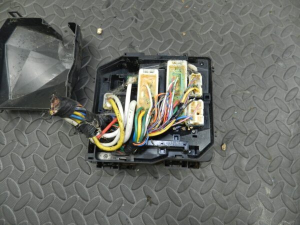 148 2007 HONDA CRV MK3. FUSE BOX BOARD - Image 2
