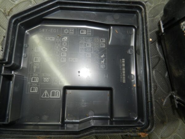 148 2007 HONDA CRV MK3. FUSE BOX BOARD - Image 4