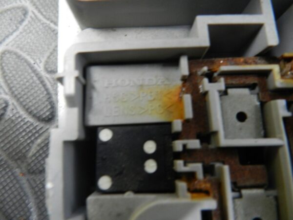 148 2007 HONDA CRV MK3. INTERIOR LIGHT SUN GLASSES HOUSING - Image 7