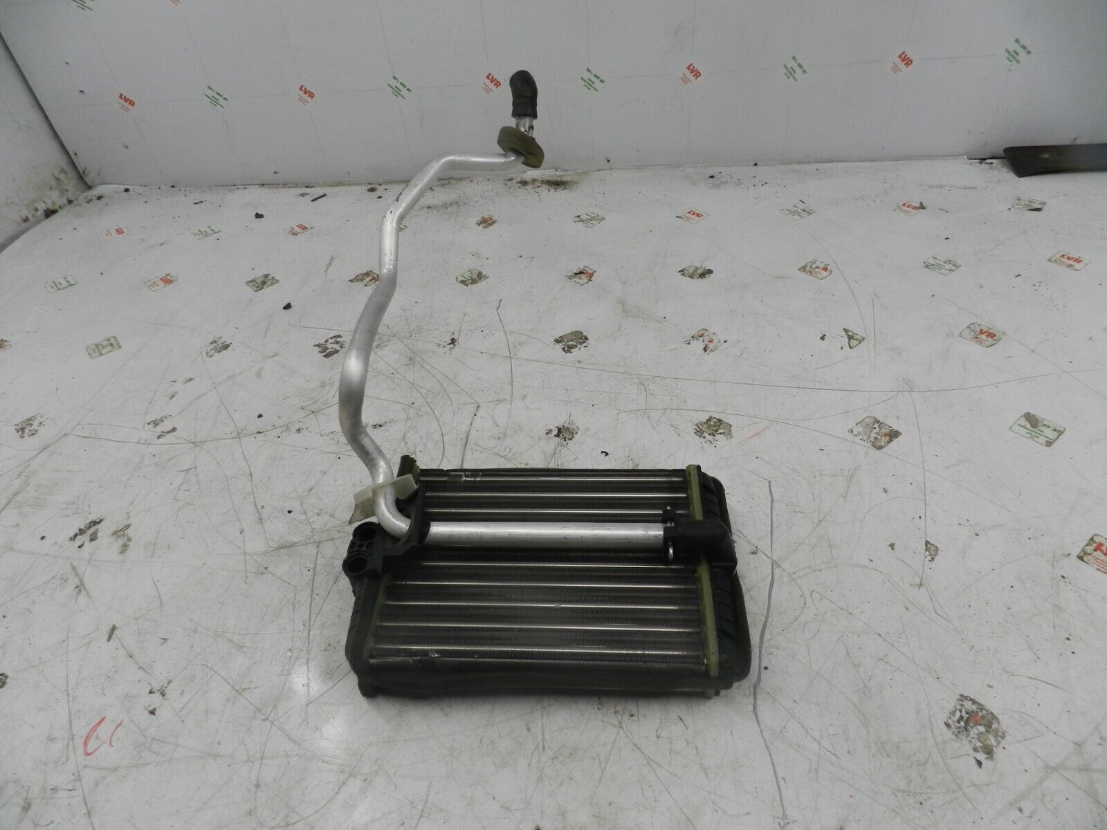 (131) 2002 MERCEDES BENZ E CLASS ESTATE W210. COOLANT MATRIX RADIATOR CORE