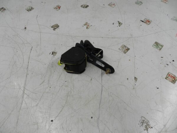 (131) 2002 MERCEDES BENZ E CLASS ESTATE W210. PASSENGER REAR 3RD ROW SEAT BELT - Image 3