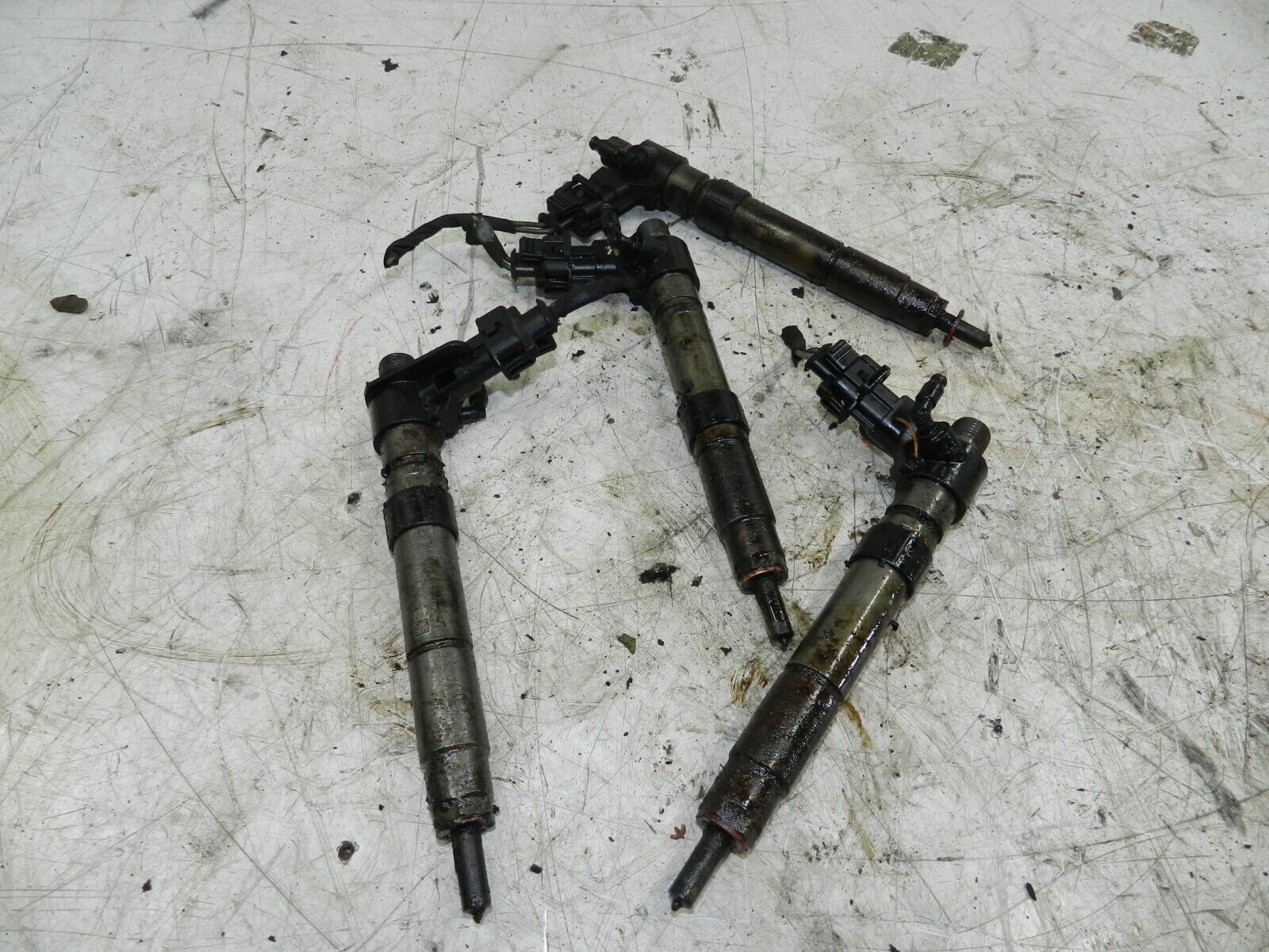 2012 FORD GALAXY MK3 TITANIUM. SET  OF 4 DIESEL FUEL INJECTORS 2.2