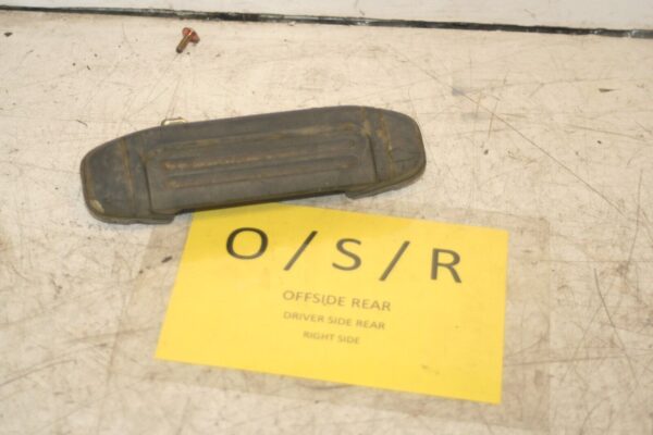 1994 MITSUBISHI PAJERO SHOGUN. DRIVER SIDE REAR DOOR EXTERNAL HANDLE