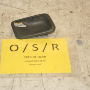 1994 MITSUBISHI PAJERO SHOGUN. DRIVER SIDE DOOR HANDLE TRIM