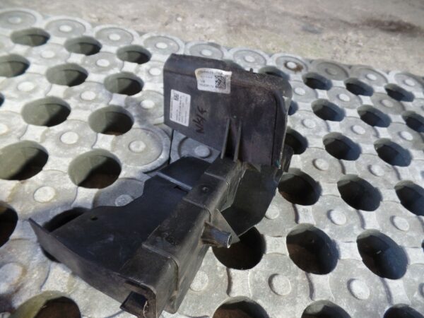 2013 Ford Focus Passenger Front Window Runner / Lock Cover BM51-A219A65-DJ - Image 2