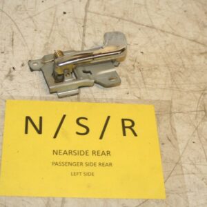 1994 MITSUBISHI PAJERO SHOGUN. PASSENGER SIDE REAR INTERIOR DOOR HANDLE