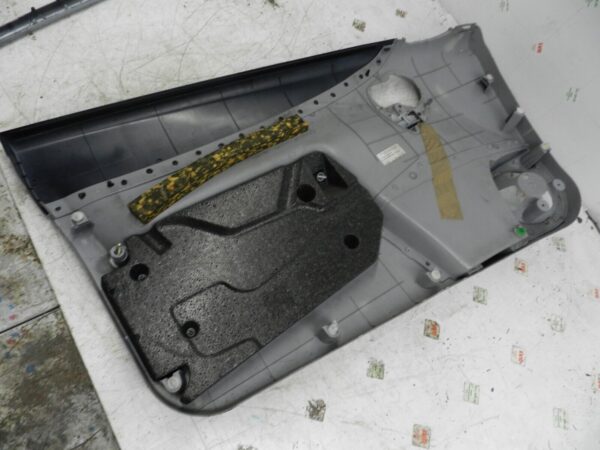 (135) 2003 CITROEN C3 PLURIEL CONVERTIBLE. DRIVER SIDE DOOR CARD - Image 2