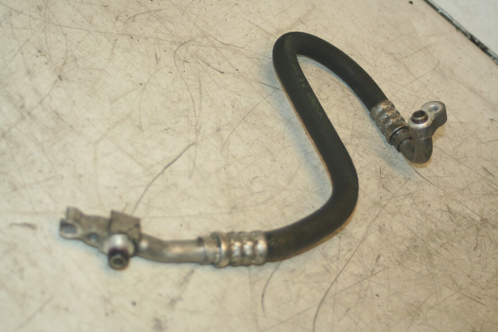 2005 MERCEDES S CLASS W220. AIR CON PIPE - Image 3