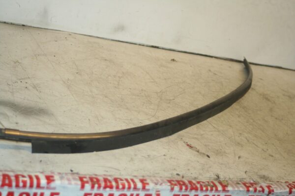 2005 MERCEDES S CLASS W220. LOWER REAR SCREEN TRIM - Image 2