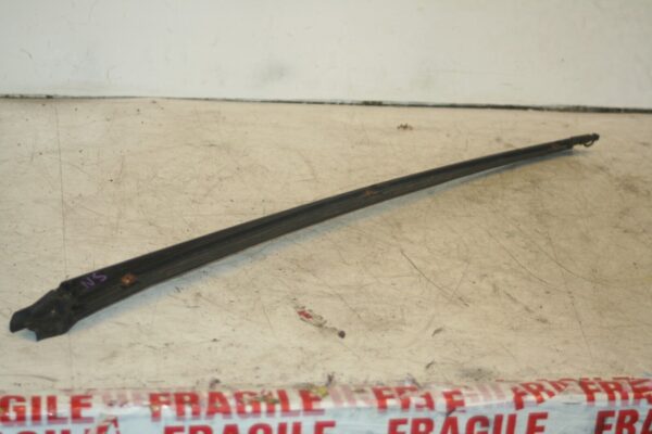 2005 MERCEDES S CLASS W220. PASSENGER SIDE WINDSCREEN TRIM
