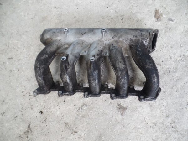 2003 LAND ROVER DISCOVERY. INTAKE MANIFOLD/INLET