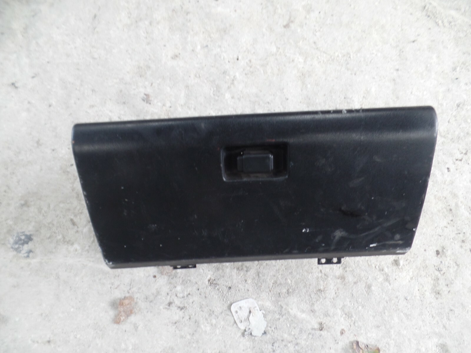 2003 LAND ROVER DISCOVERY. GLOVE BOX