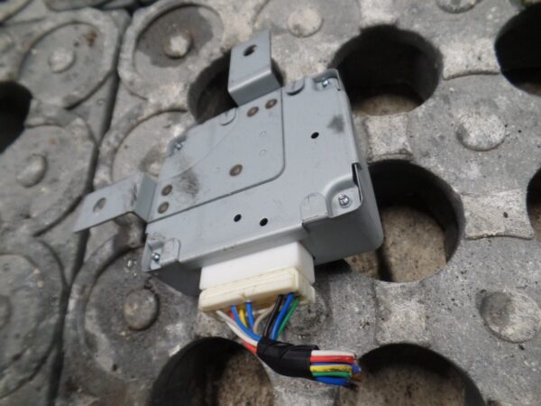 2010 HYUNDAI SANTA FE 2.2 DIESEL AUTOMATIC. 95700 2B000 PDC PARKING CONTROL ECU. - Image 2