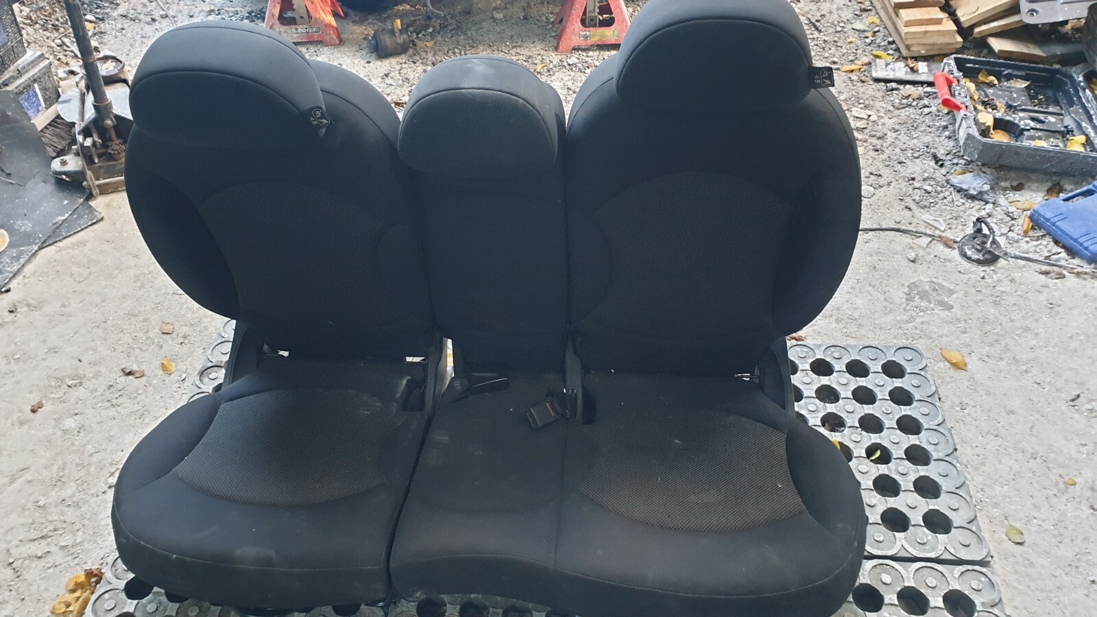 Mini Countryman 2014 R60 – Rear Bench Seats (Folding)