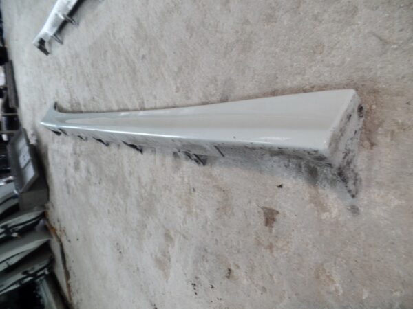 MK2 Nissan Note 2015 1.2 Petrol - Side Skirts in White (Pair) - Image 3