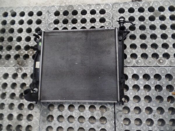 2010 MK2 2.2 CRDi Hyundai Santa Fe - Cooling System Radiator