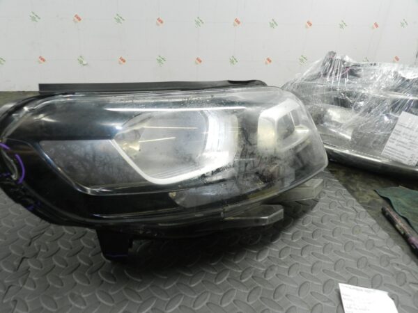 (H0005) INSURANCE HEADLIGHT CITROEN DISPACH DRIVER SIDE 980856788000 DAMAGED - Image 3
