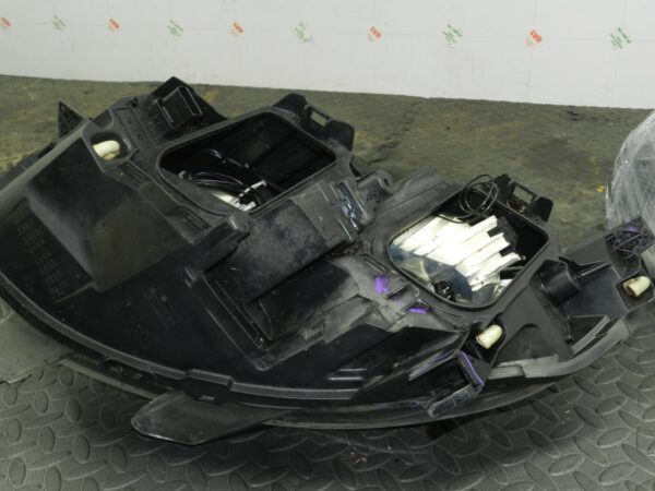 (H0005) INSURANCE HEADLIGHT CITROEN DISPACH DRIVER SIDE 980856788000 DAMAGED - Image 10