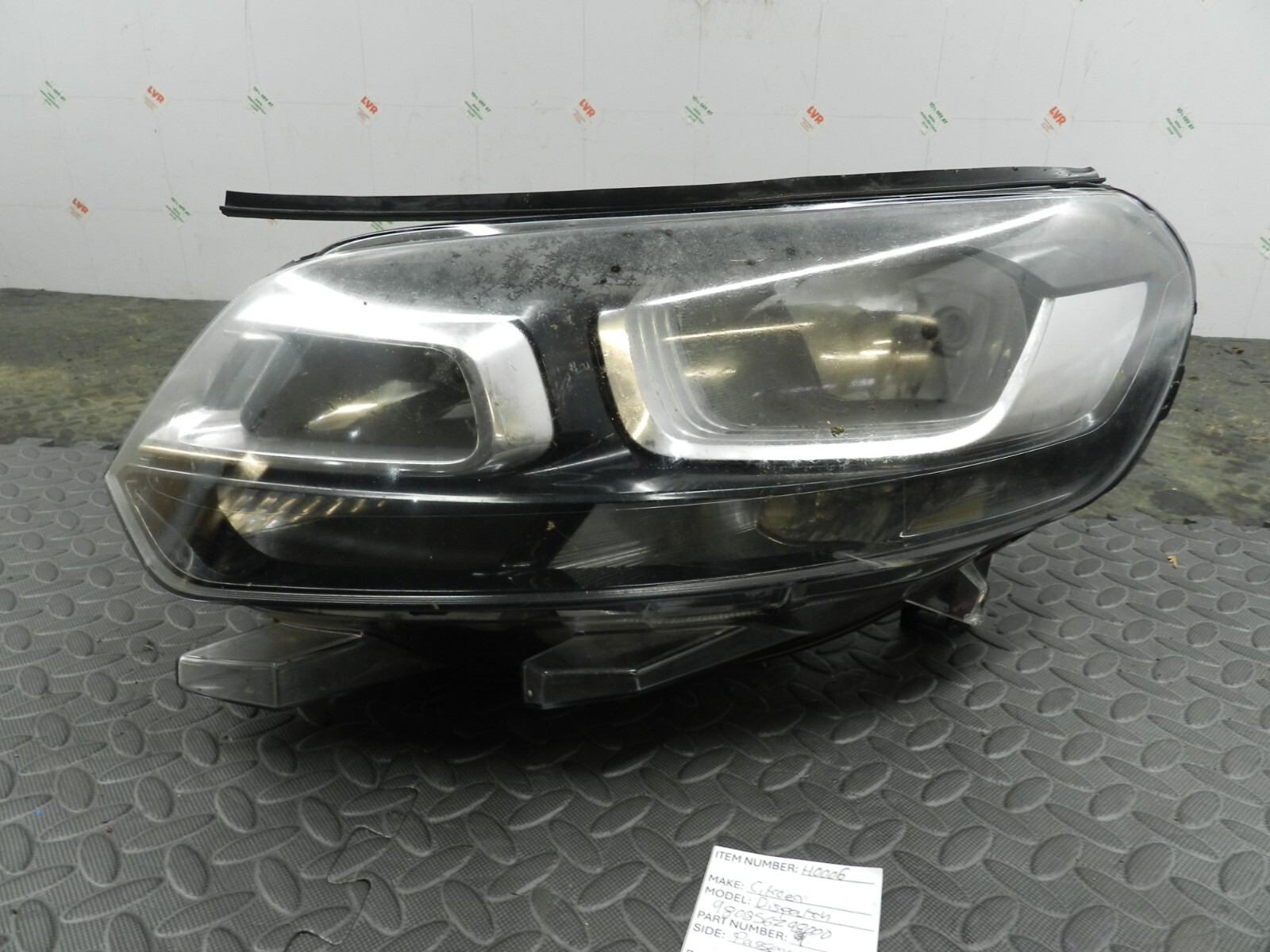 (H0006) INSURANCE HEADLIGHT CITROEN DISPACH PASSENGER SIDE 980856798000 *DAMAGED