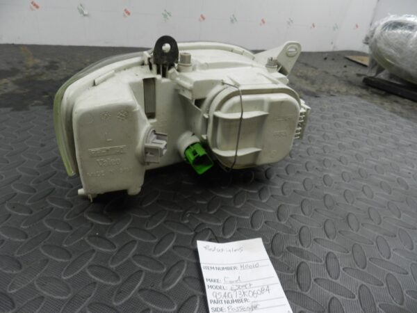 (H0010) INSURANCE HEADLIGHT FORD ESCORT PASSENGER SIDE 95AG13K060BA *DAMAGED* - Image 4