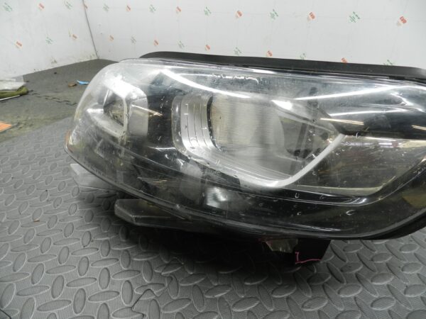 (H0012) INSURANCE HEADLIGHT CITROEN DISPACH PASSENGER SIDE 980856798000 *DAMAGED - Image 3