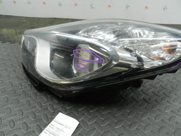 (H0013) INSURANCE HEADLIGHT HYUNDAI IX20 PASSENGER SIDE 921011KXXX *DAMAGED*
