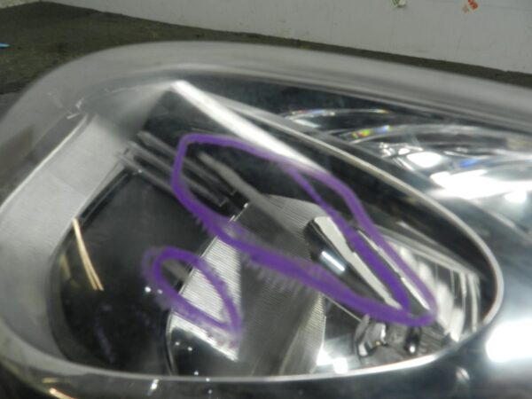 (H0013) INSURANCE HEADLIGHT HYUNDAI IX20 PASSENGER SIDE 921011KXXX *DAMAGED* - Image 9