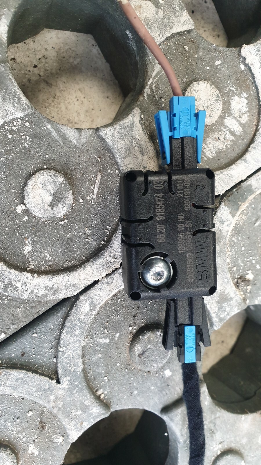 2015 MINI COUNTRYMAN R60 + R61. TRAP CIRCUIT SENSOR ARIEL ANTENNA 9185474