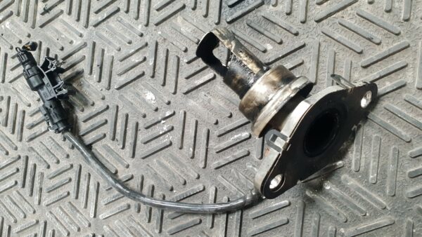 2015 MINI COUNTRYMAN R60 + R61. EGR RETURN PIPE AND SENSOR - Image 2