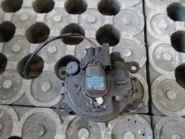 2013 Mk3 Ford Focus Fog Light Left or Right 2N11-15201-AB - Image 4