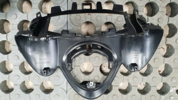 Mini Countryman 2014 1.6 Speedometer  Radio Surround trim 9801429 - Image 3