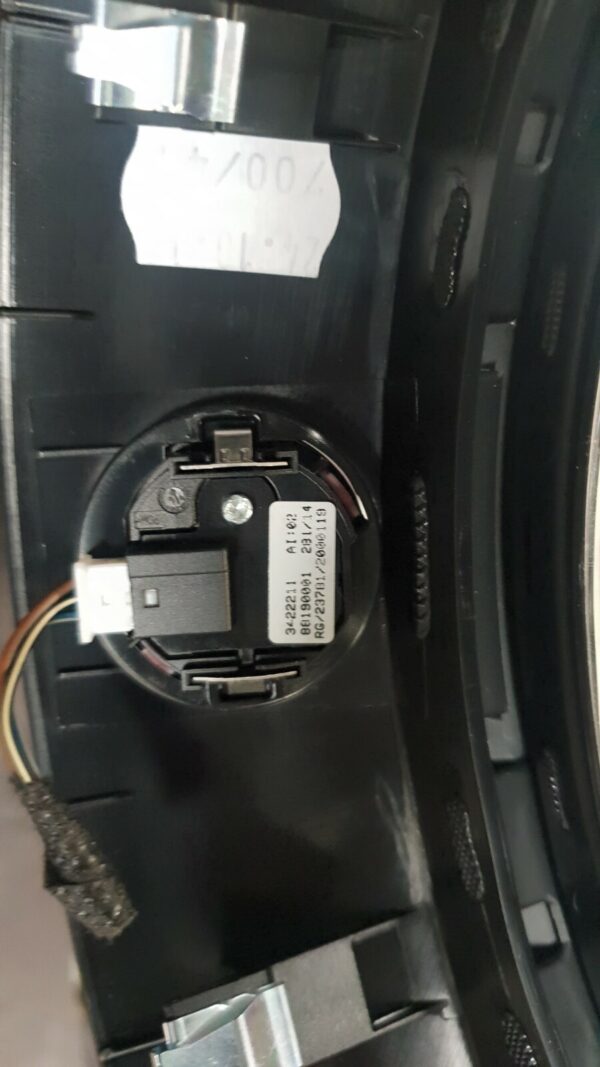 Mini Countryman 2014 1.6 Speedometer  Radio Surround trim 9801429 - Image 5