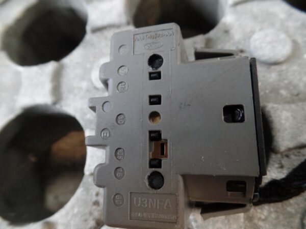2013 Mk3 Ford Focus 1.0 Ecoboost Ignition Switch - Image 2