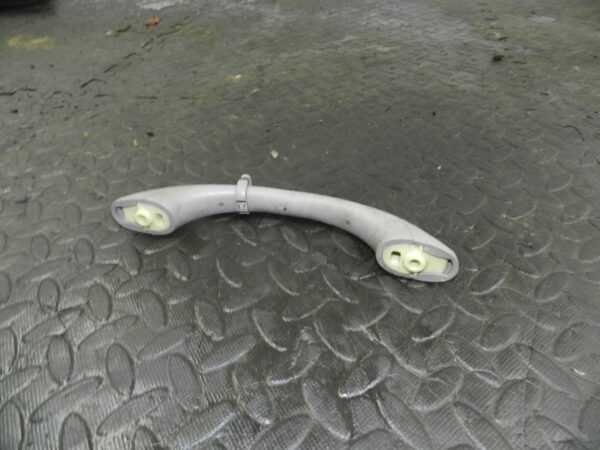 (145) 2003 TOYOTA RAV 4 MK2. GRAB HANDLE - Image 2